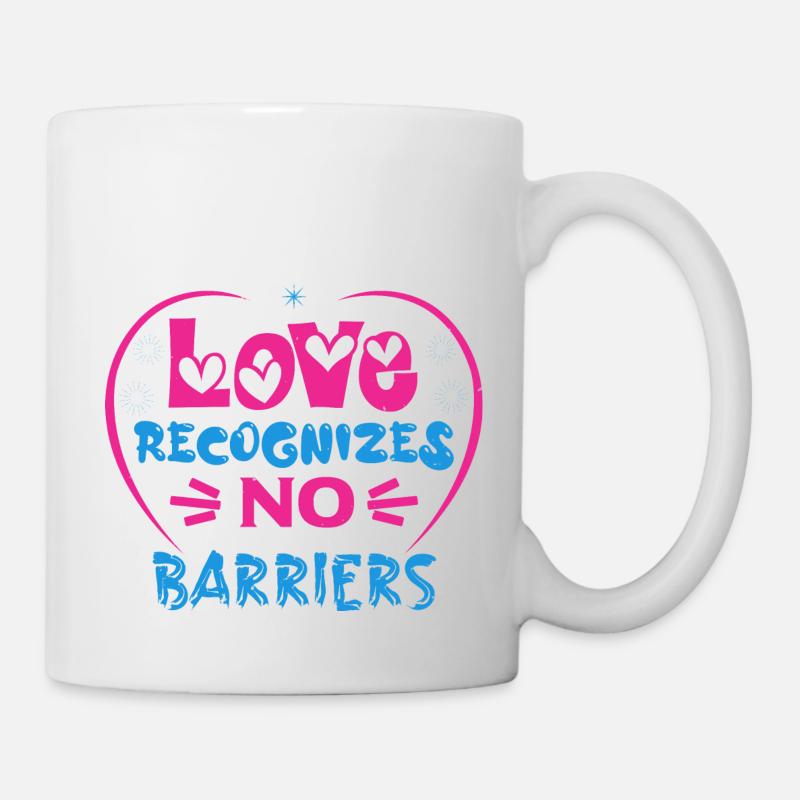 LOVE RECOGNIZES NO BARRIERS - Mug - white