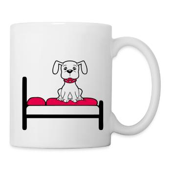 Hund Auf Bett Entspannt Schlafen Schlafzimmer Süß - Tasse - Weiß - Rechts