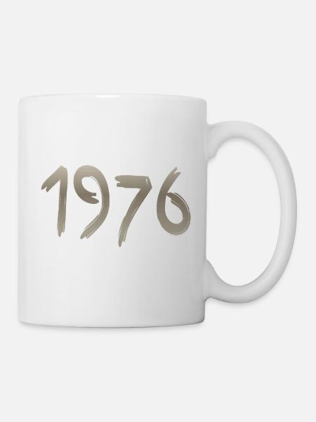 Year 1976 with a handmade stroke - Mug - white