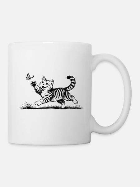 Katze spielt mit Schmetterling - Tasse - Weiß
