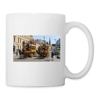 Historische Pferdeomnibusse in Berlin Spandau - Tasse - Weiß - Rechts