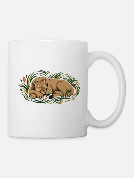 Schlafende Großkatze im Gras - Tasse - Weiß