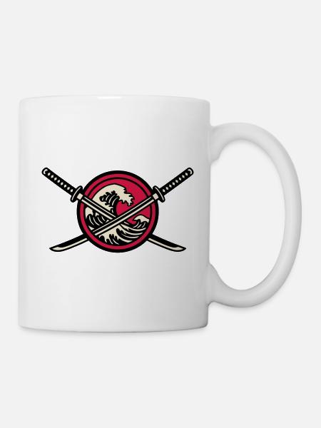 Katana Schwerter Welle Wappen - Tasse - Weiß