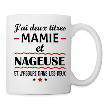 Deux titres mamie nageuse, grand-mère, natation - Mug blanc - blanc - Droite