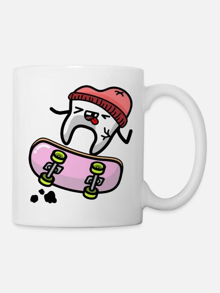kawaii tooth on skateboard - Mug - white