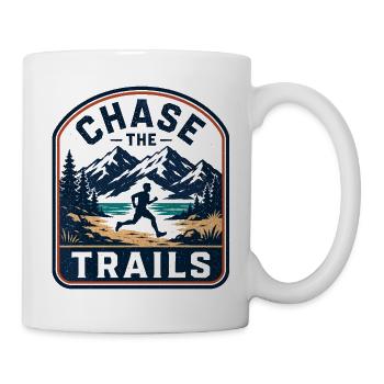 Chase the Trails Mountain Runner Abzeichen - Tasse - Weiß - Rechts