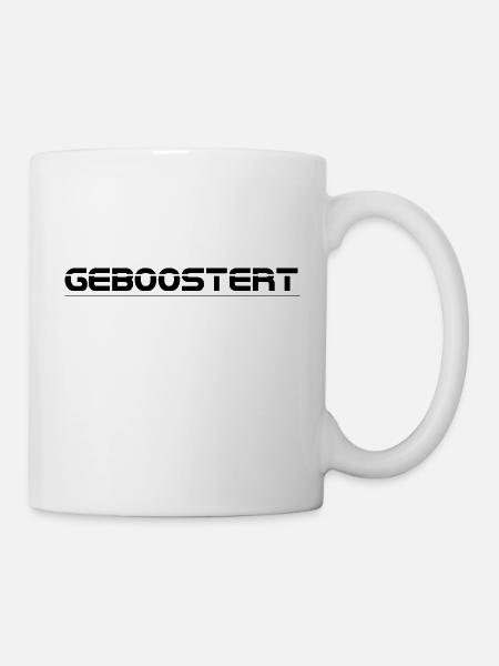 Geboostert schwarz - Tasse - Weiß