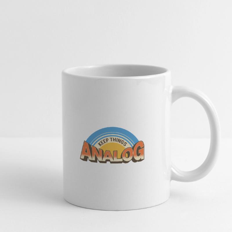 Keep Things Analog – Retro Tech-Statement Tasse