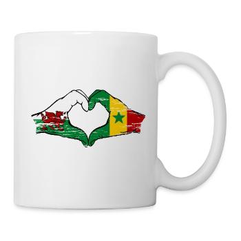 Wales Senegal Flagge Hände Herzform used - Tasse - Weiß - Rechts