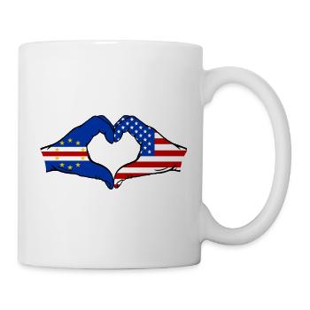 Kap Verde USA Flagge Hände Herzform  - Tasse - Weiß - Rechts