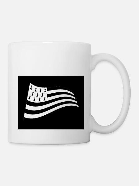 drapeau breton dans le vent - Mug blanc - blanc