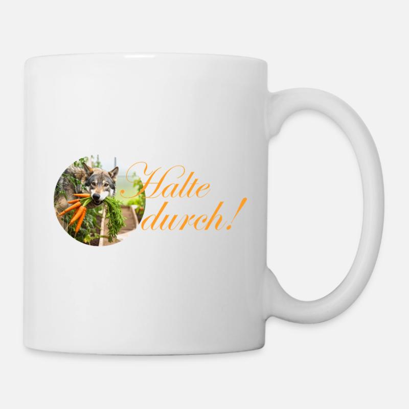persévérant créativement son chien avec une carotte dans la gueule - Mug blanc - blanc