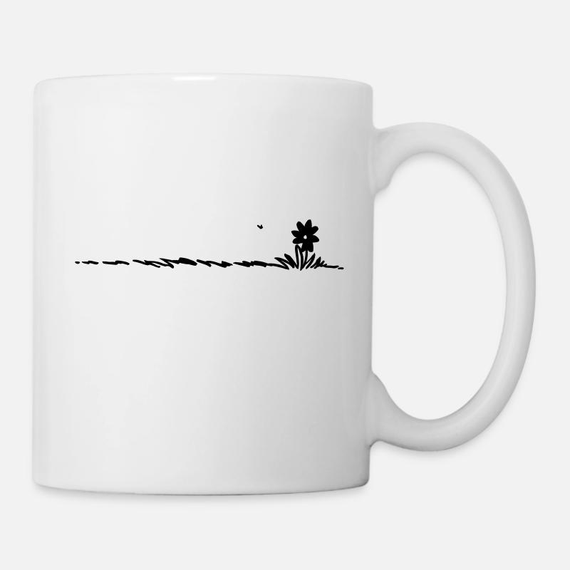 Cartoon Flower on grass - Tasse - Weiß