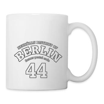 Neukölln Berlin 44 white print - Mug - white - Right