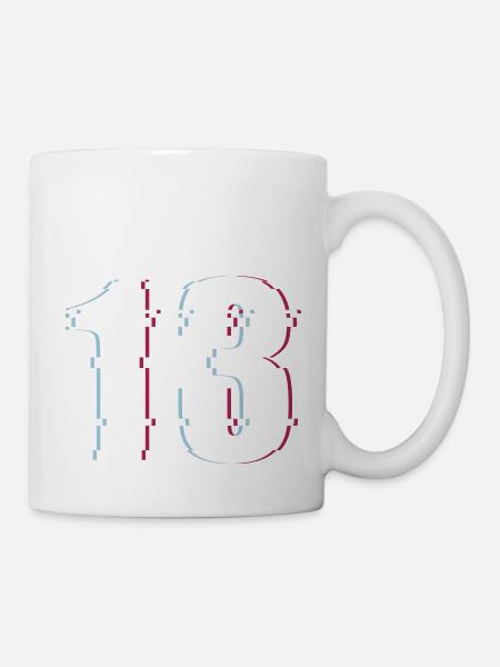 13 Dreizehn Thirteen Zahl Effekt Verzerrt Nummer - Tasse - Weiß