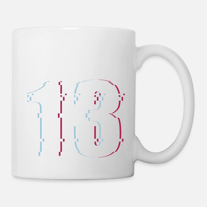 13 Dreizehn Thirteen Zahl Effekt Verzerrt Nummer - Tasse - Weiß