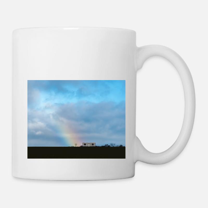 Der Baum des Lebens neben dem Bauwagen - Tasse - Weiß
