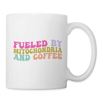 Angetrieben von Mitochondrien und Kaffee - Café - Tasse - Weiß - Rechts
