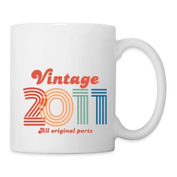 Jahrgang 2011 alle Originalteile - Tasse - Weiß - Rechts