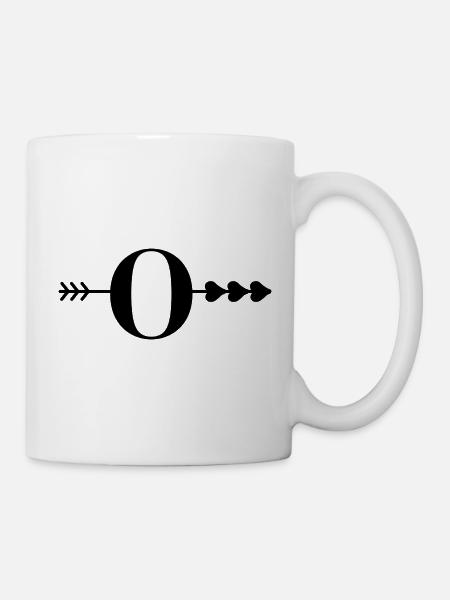 Buchstabe o Pfeilherz - Tasse - Weiß