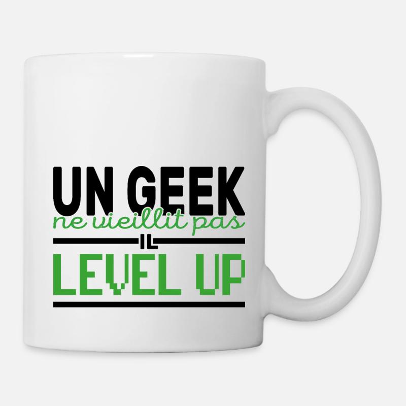 Un Geek ne vieillit Pas il Level up - Mug blanc - blanc