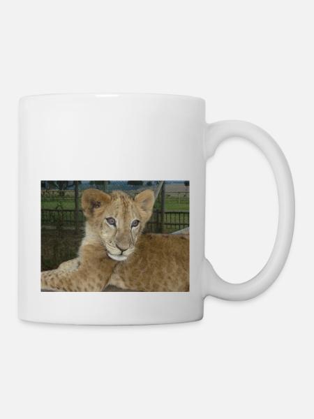 Close-up of Lion cub - Mug - white