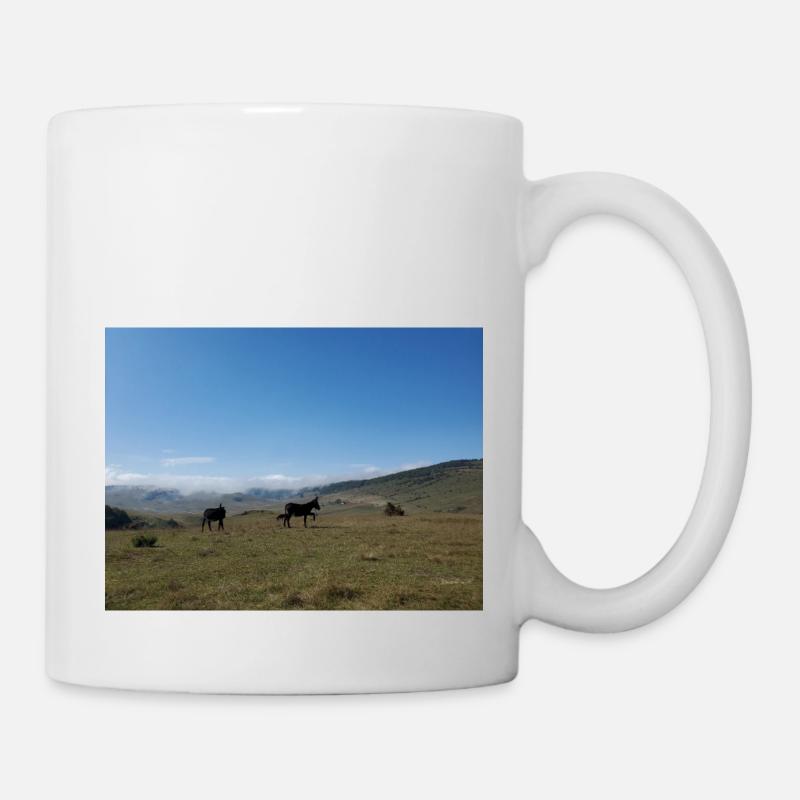 Esel, Berge, Wiesen - Tasse - Weiß