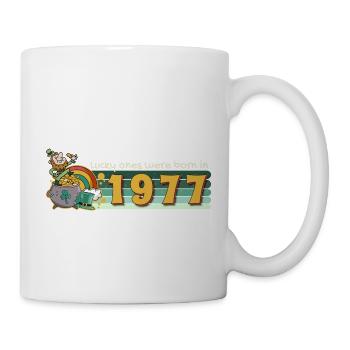 Les chanceux sont nés en 1977 tee St. Patrick’s - Mug blanc - blanc - Droite