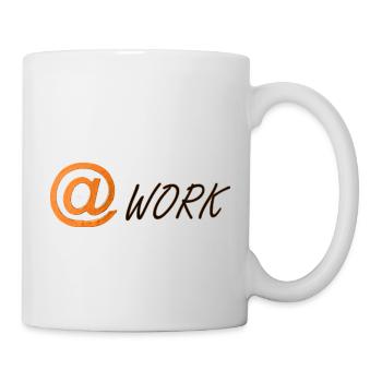 at-Symbol und das Wort work - Tasse - Weiß - Rechts