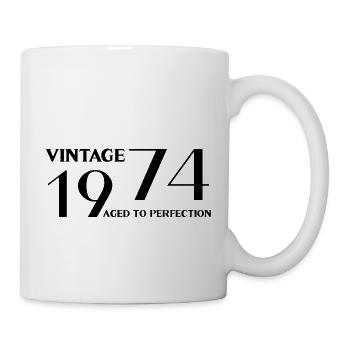 Jahrgang 1974 bis zur Perfektion gealtert - Tasse - Weiß - Rechts