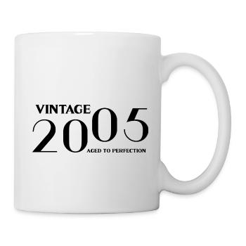 Vintage 2005 aged to perfection - Mug blanc - blanc - Droite