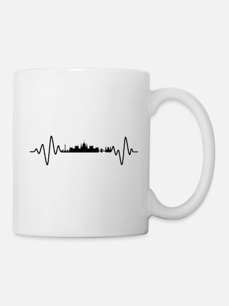 Budapest Herzschlag Skyline - Tasse - Weiß