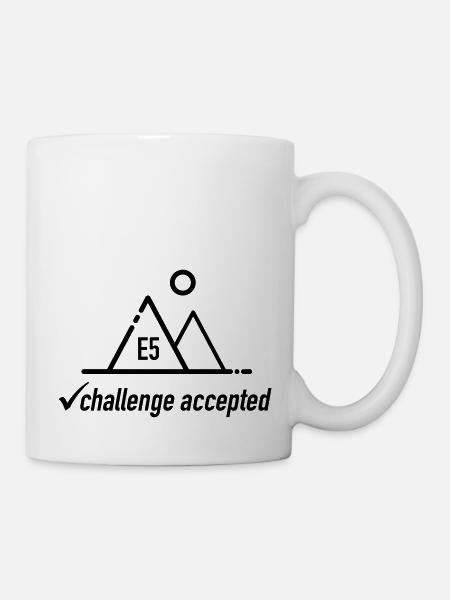 E5 challenge accepted - für Alpenüberquerer - Tasse - Weiß