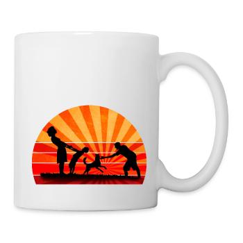 Famille heureuse avec chien dans le rétro design - Mug blanc - blanc - Droite