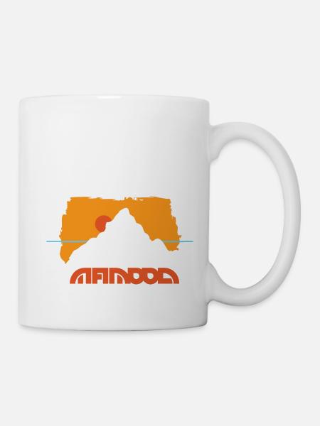 Outddor Horizon derrière la montagne - Mug blanc - blanc