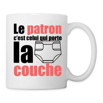 Le patron c'est celui qui porte la couche - Mug blanc - blanc - Droite