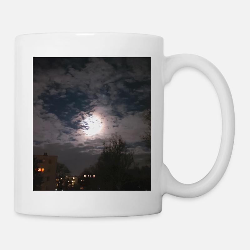 Moonshine in the dark - Tasse - Weiß