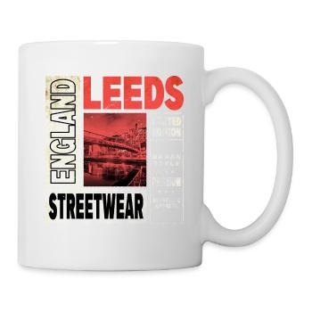 Leeds England UK City Skyline Vintage Retro - Mug - white - Right