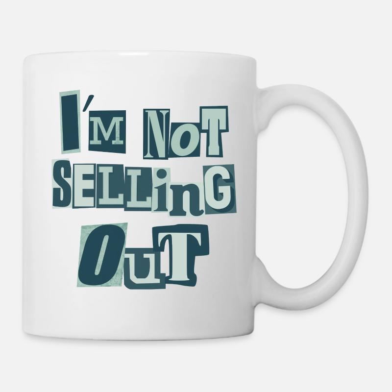 I'm not selling out (green) - Mug - white