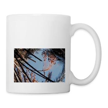A Tree And Good Blue Sky - Tasse - Weiß - Rechts