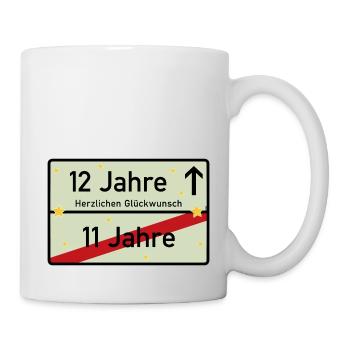 12 Jahre Ortsschild Glückwunsch Hellgrün - Tasse - Weiß - Rechts