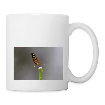 Der Schmetterling auf der Blume - Tasse - Weiß - Rechts
