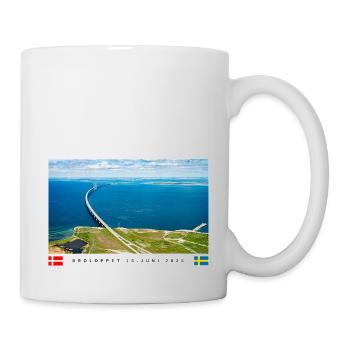 Buntes Brückenmotiv mit Datum und Flaggen - Tasse - Weiß - Rechts
