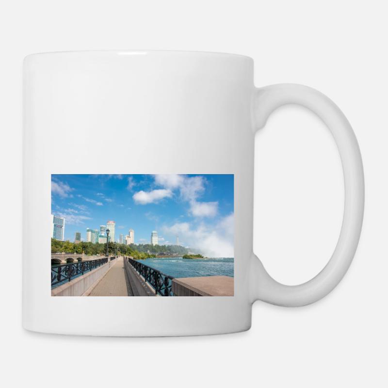 Panorama de la ville de Niagara et des chutes du Niagara - Mug blanc - blanc