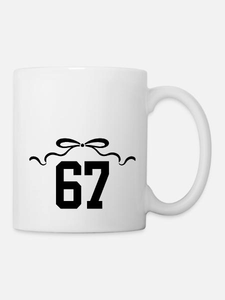 Nummer 67 Knoten - 67. Jahrestag - Tasse - Weiß