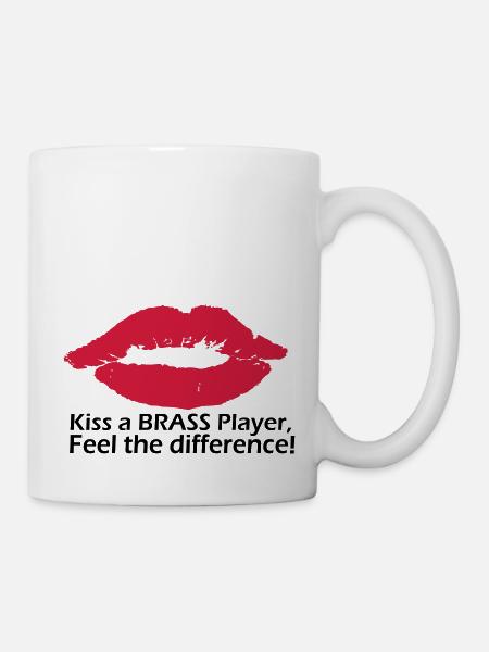 Kiss a brass player - Mug blanc - blanc