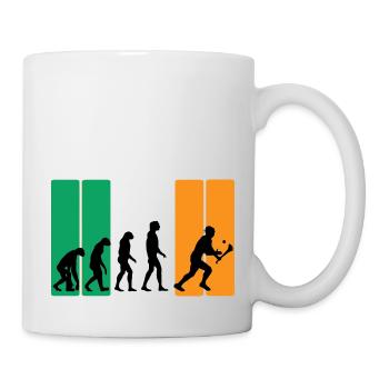 Die Evolution von Hurling - Tasse - Weiß - Rechts