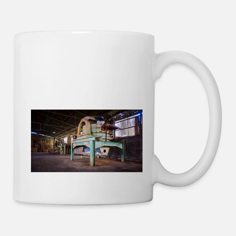 Urbex Photography | Abandoned rusty machine - Mug - white