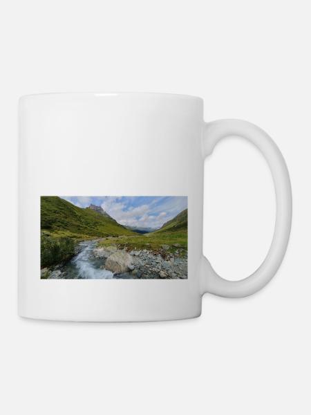 Berglandschaft Panorama mit Fluss - Tasse - Weiß