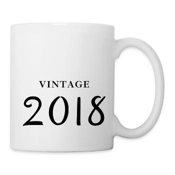 Jahrgang 2018 - Geschenkidee zum Geburtstag - Tasse - Weiß - Rechts